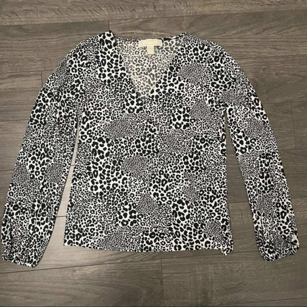 Michael Michael Kors Animal Print Wrap Blouse - Picture 2 of 5